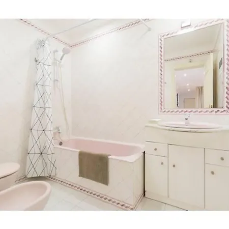 Houze_flat Near The With Terrace דירה